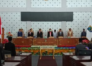Rapat Paripurna DPRD Bolmut dalam Rangka Serah Terima Jabatan Bupati dan Wakil Bupati Terpilih